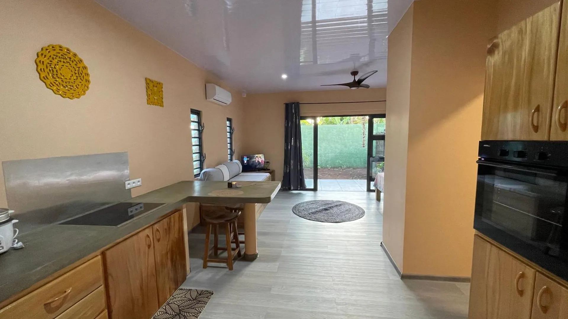 Puna Lodge Atiue